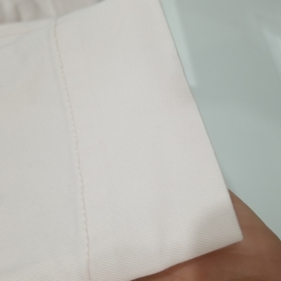 J.Crew Stretch Favorite Fit Powder Pink Capri Chino Shorts - Picture 3 of 9